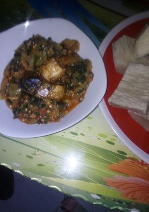 A picture of Garden egg source and yam.