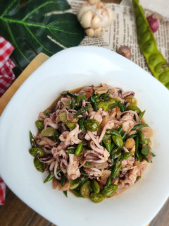 Foto resep Cumi Tumis Pete Cabe Ijo