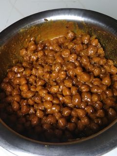 દેશી ચણા નું શાક (Desi Chana Shak Recipe In Gujarati) રેસીપી મુખ્ય ફોટો
