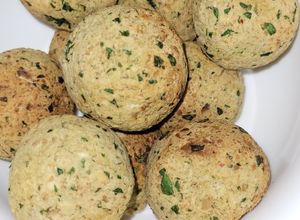 Una foto de Falafel al horno o freidora de aire 🧆 ♡