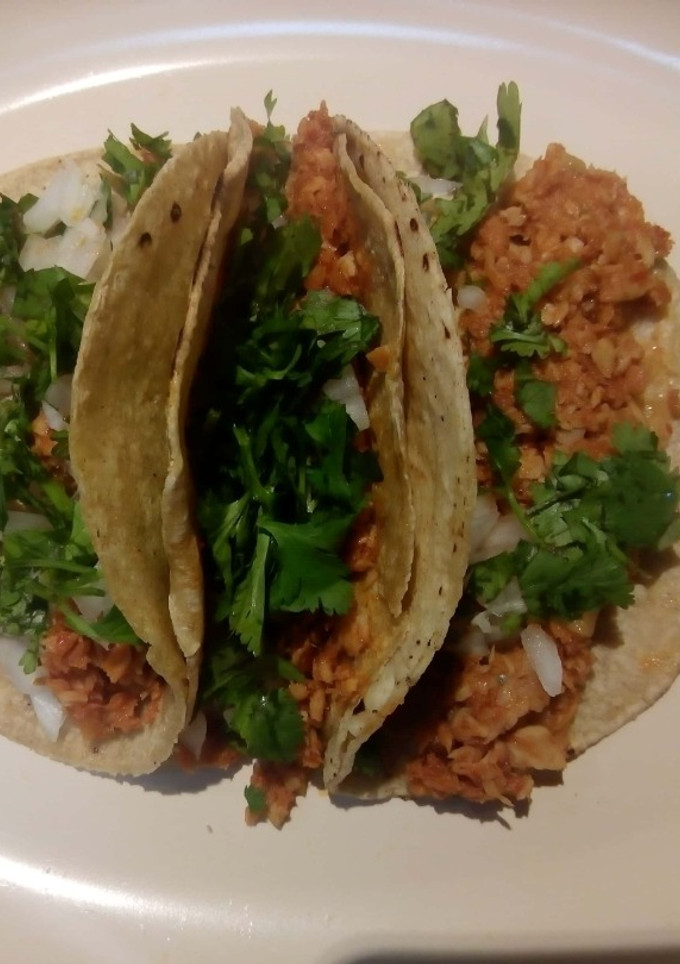 Una foto de Tacos de pescado al pastor #familiar