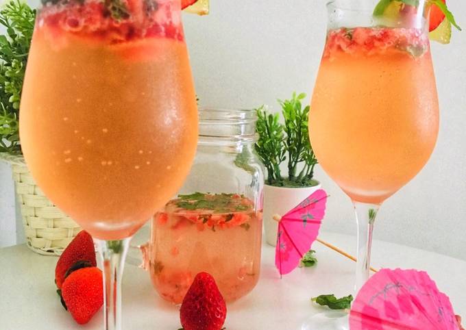 Step-by-Step Guide to Make Fancy Strawberry Mojito for  Food