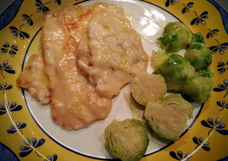 How to Prepare Ultimate Scaloppine di pollo al limone e cavolini di Bruxelles