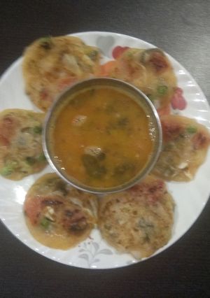 મીની સુજી ઉત્તપમ ( Mini suji uttapam recipe in gujrati ( રેસીપી મુખ્ય ફોટો