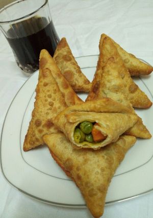 A picture of Peas samosas.