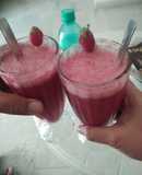 Strawberry-Pomegranate Mojito