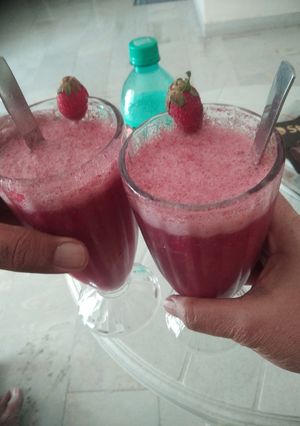 A picture of Strawberry-Pomegranate Mojito.