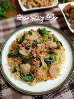 Foto resep Bihun Goreng Bakso