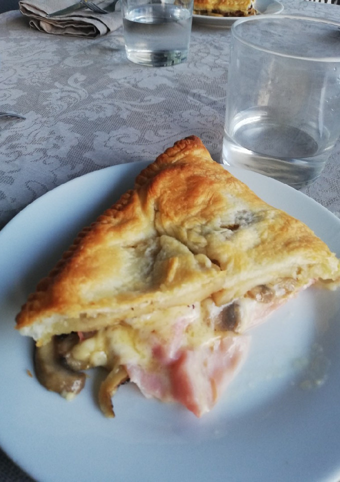 Una foto de Torta rellena