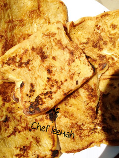 A picture of French toast.
