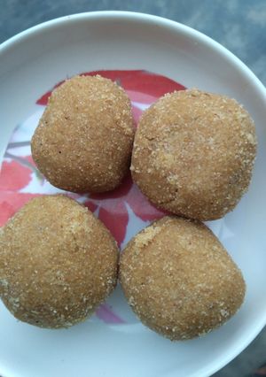 A picture of Ladoo.