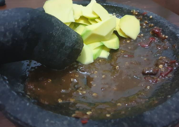 Rujak buah terasi pedas