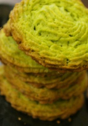 A picture of Spinach Cookies.