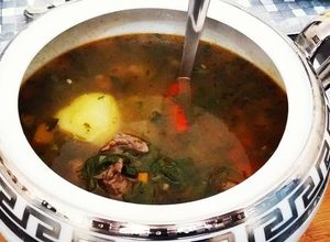 Foto de Sopa de Legumes, Carne e Ervas Finas