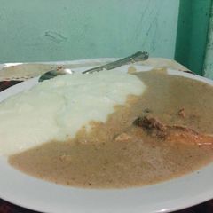 A picture of Chicken with peanuts stew.