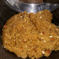 A picture of Moong dal halwa.