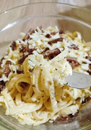 Foto resep Pasta carbonara topping empal suwir