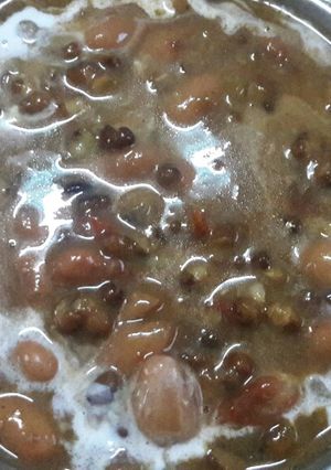 A picture of Makhni dal.