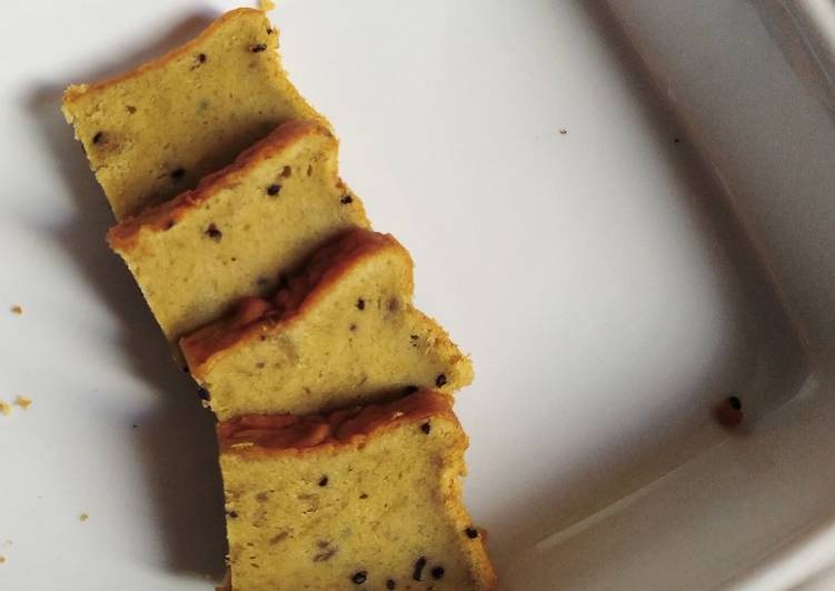 Banana pound cake