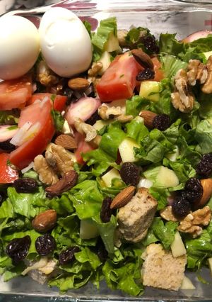 Una foto de Ensalada de aprovechamiento