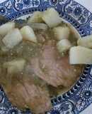 Bistec con papas en salsa verde