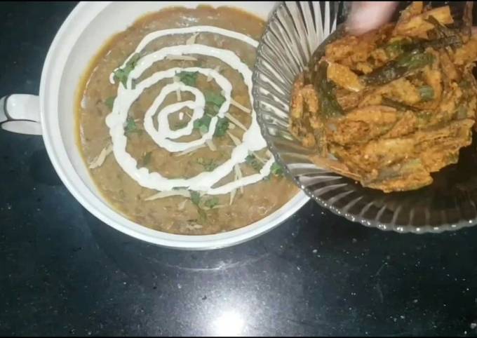 Daal makhni with kirkuri bhindi