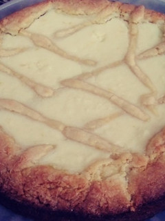 Una foto de Torta de ricota con Dulce de Leche