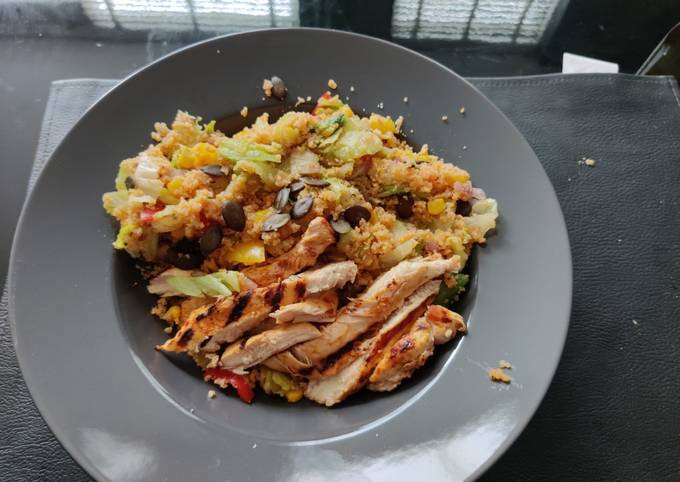 Spicy chicken salad with couscous