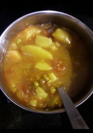 आलू टमाटर की सब्जी (aloo tamatar ki sabzi recipe in Hindi) रेसिपी मुख्य फोटो