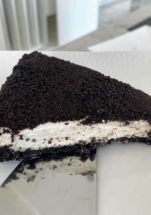A picture of Oreo Cheesecake.
