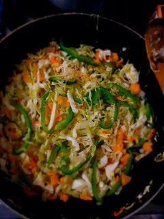 A picture of Stir fry cabbage.