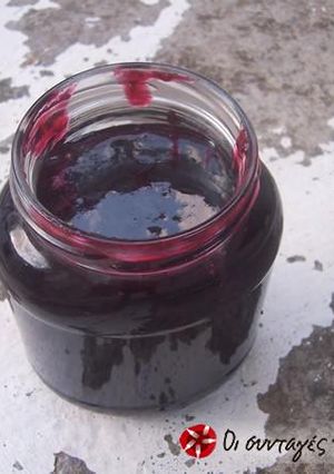 A picture of Cherry jam.