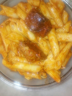 Una foto de Macarrones