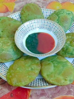 पालक की कचौड़ी (Palak ki kachori recipe in Hindi) रेसिपी मुख्य फोटो
