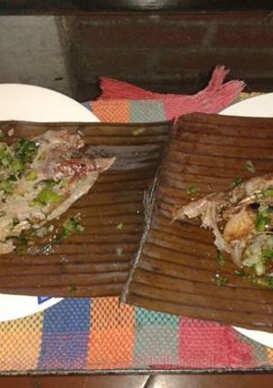 Una foto de Pescado a la parrilla con hoja de plátano