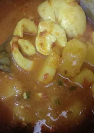 A picture of Potato Egg Curry.