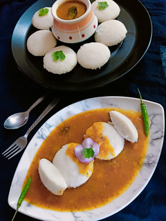 इडली सांबर (Idli Sambar recipe in Hindi) रेसिपी मुख्य फोटो
