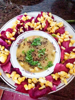 रेस्टोरेंट स्टाइल स्वीट कॉर्न सूप (restaurant style sweet corn soup recipe in Hindi) रेसिपी मुख्य फोटो