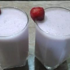 A picture of Strawberry Milkshake.