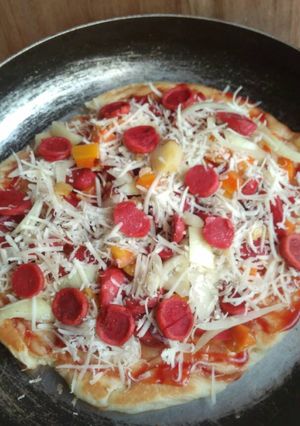 Foto resep Pizza Sosis Teflon(eggless)