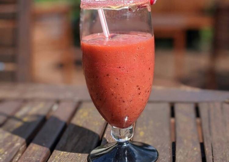 Comment Servir Smoothie glacé fraise kiwi