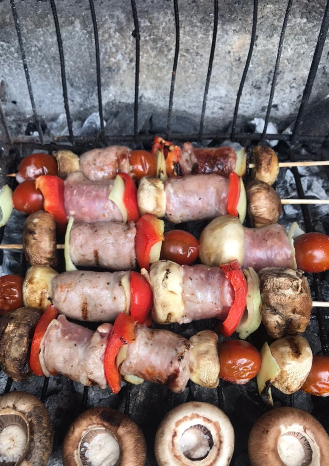 Una foto de Pinchos de salchicha