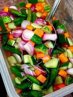 Foto resep Acar Mentah Timun Wortel (versi dadakan)