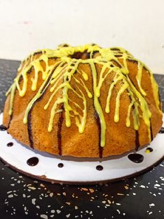 عکسی از دستور کیک با طعم کرم کارامل