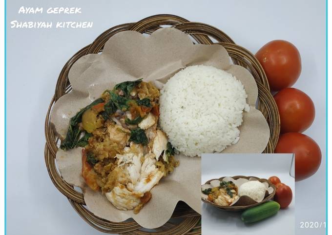 Cara membuat Ayam geprek sambal tomat 🅠Cara membuat Ayam geprek sambal tomat ðŸ…