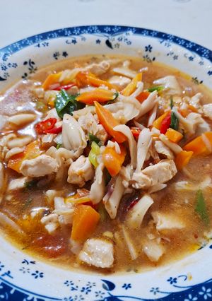 Foto resep Tumis Jamur Tiram dan Ayam Spesial