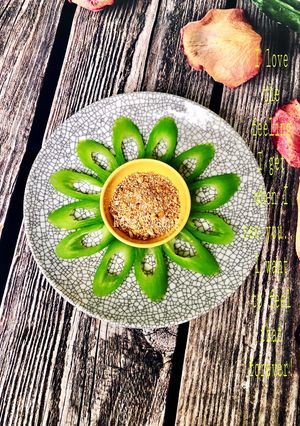 A picture of Boiled Snake Gourd with Sesame Salt Dip.