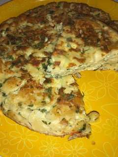 Una foto de Tortilla de fideos con perejil