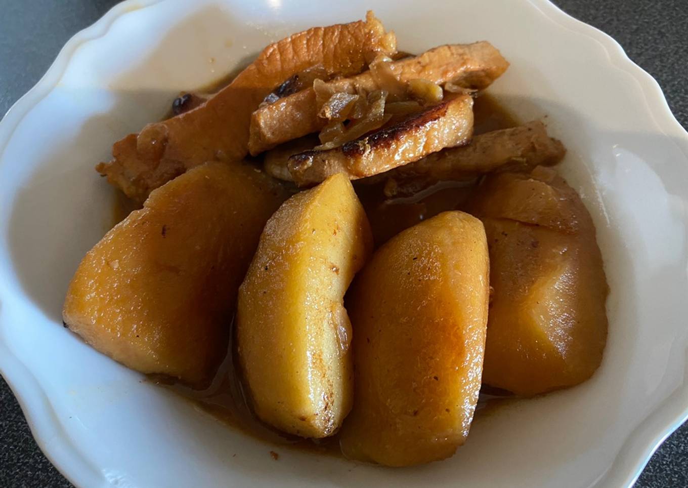 😜 Émincé de porc aux pommes 🍎