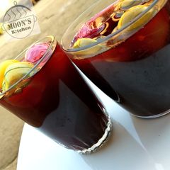 A picture of Zobo.